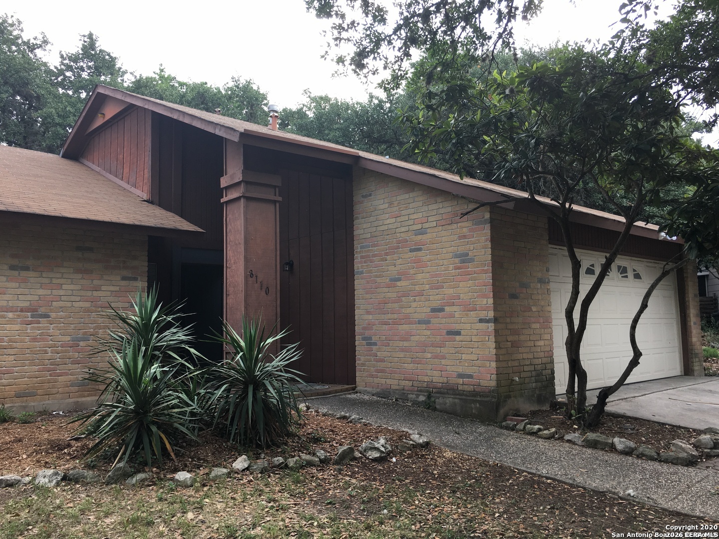 8110 Boughwood — photo