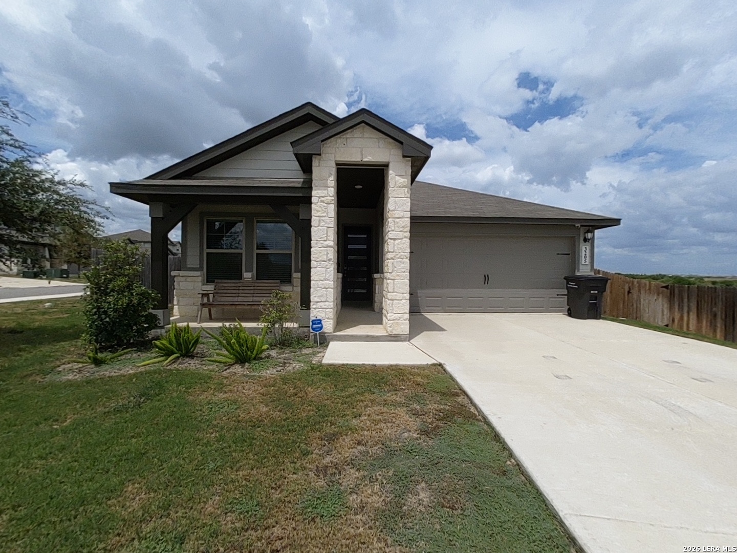 3205 Junction Bay — photo