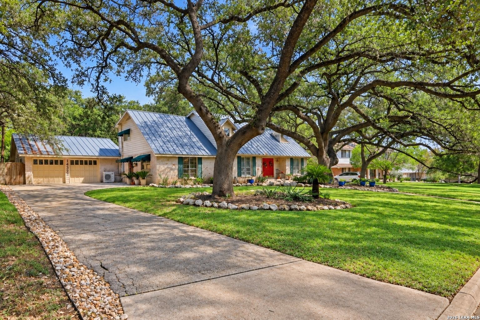 14322 Clear Creek — photo