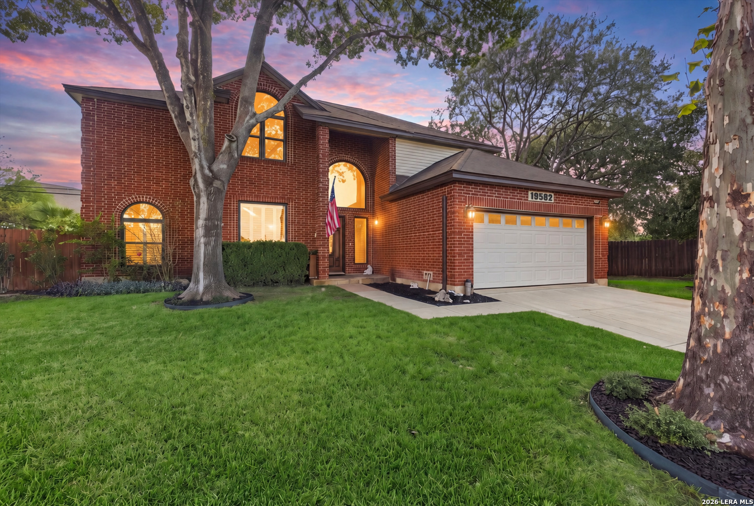 19502 Encino Bow — photo