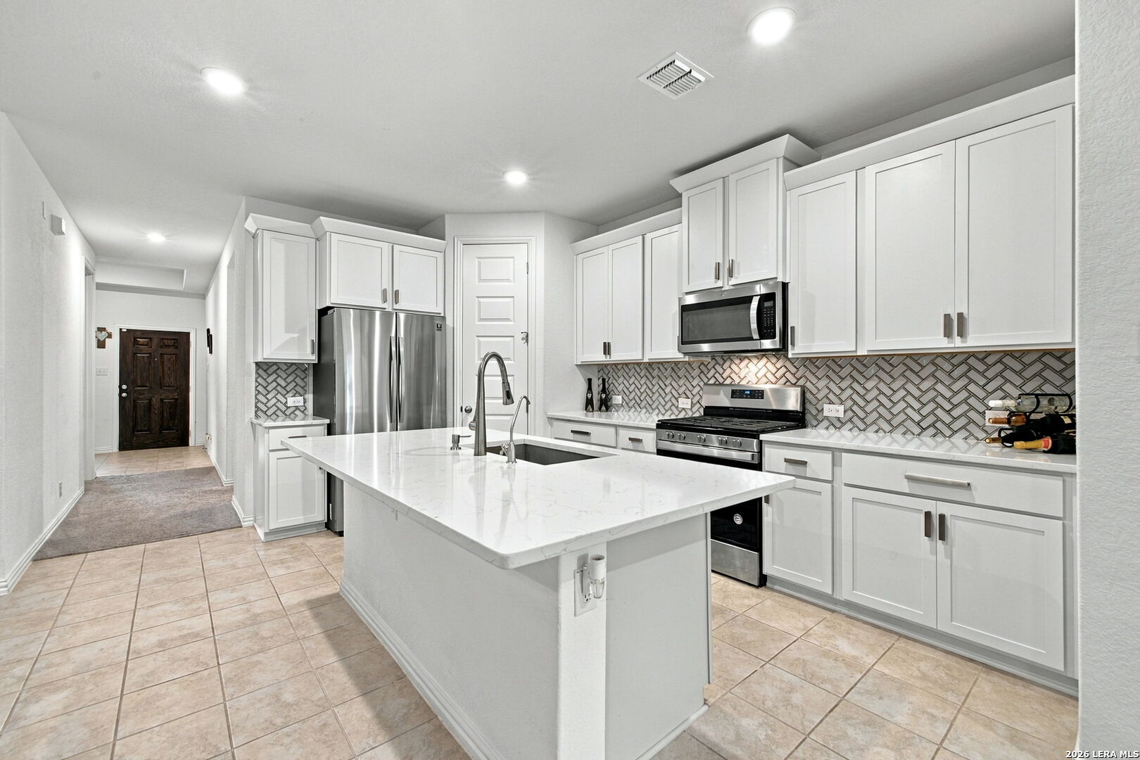 6615 Hoffman Plain — photo