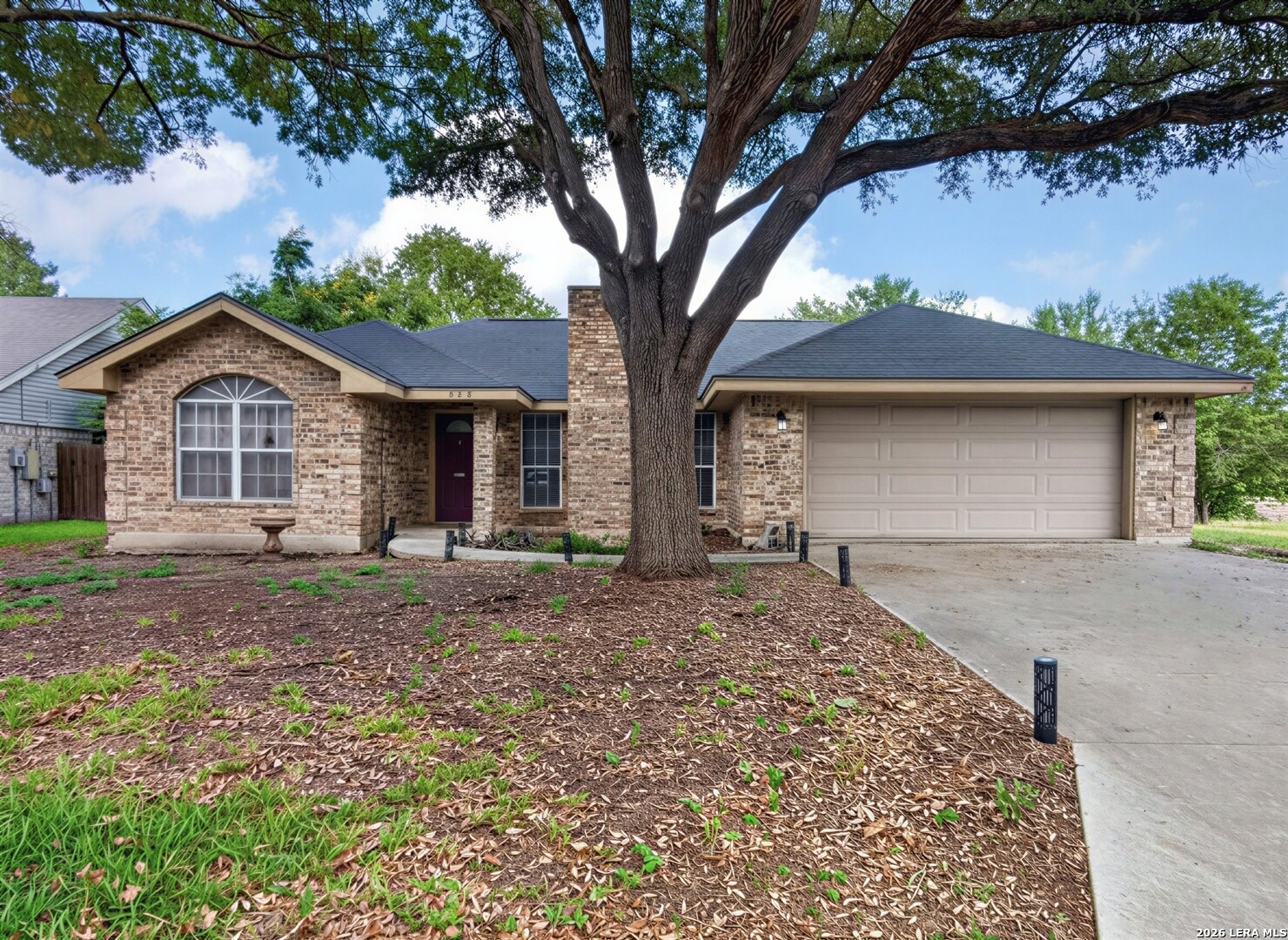922 Parkdale Drive — photo