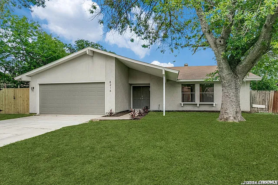8214 Banbury Drive — photo