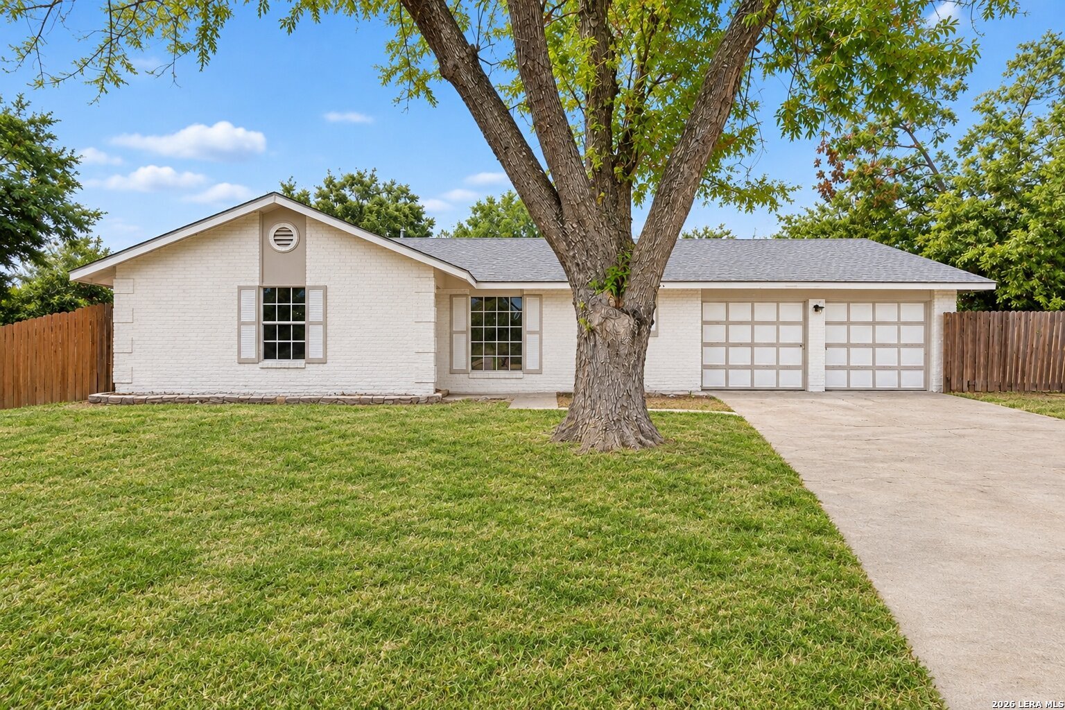 5302 La Cieniga — photo