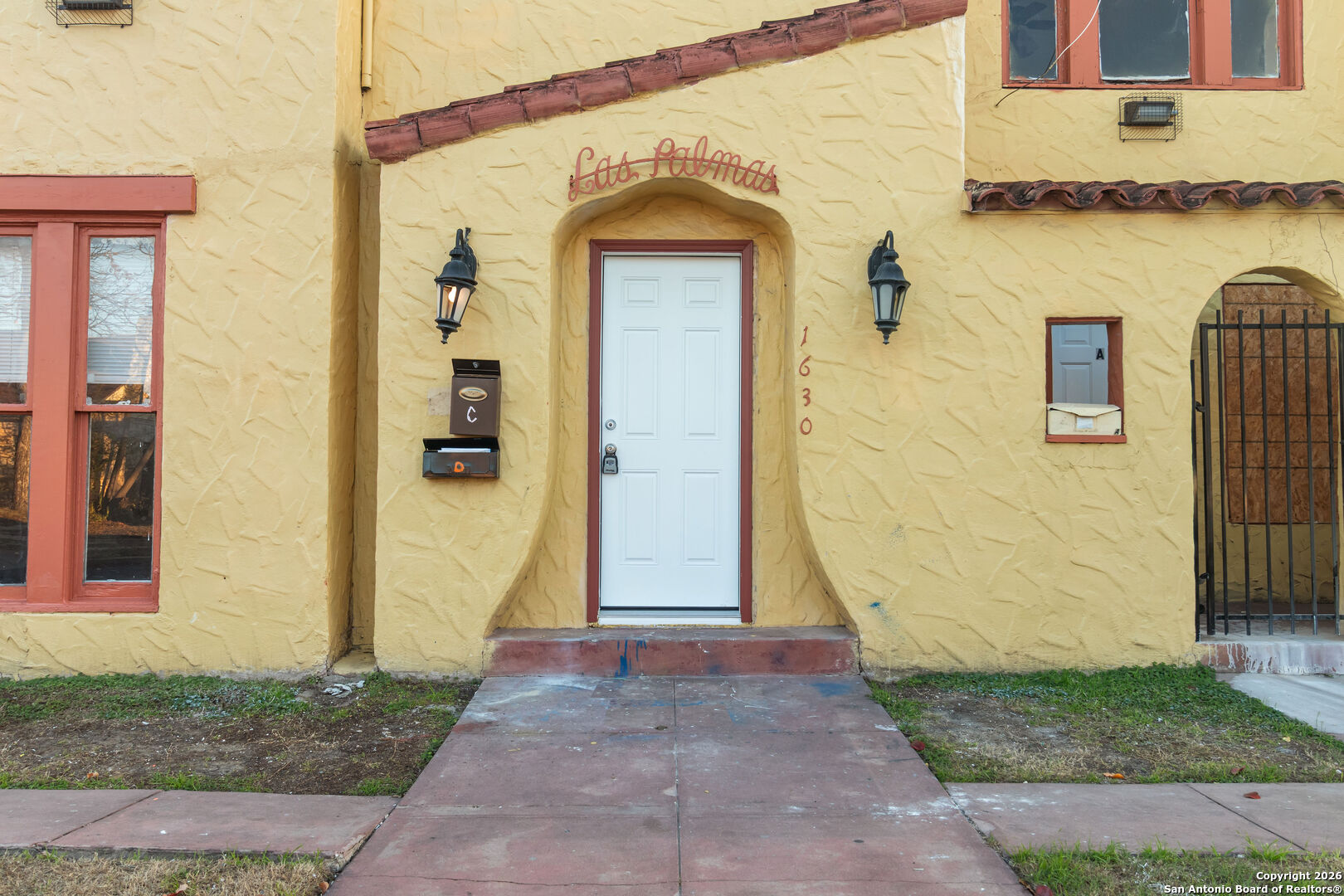 1630 W Rosewood Avenue Unit D — photo