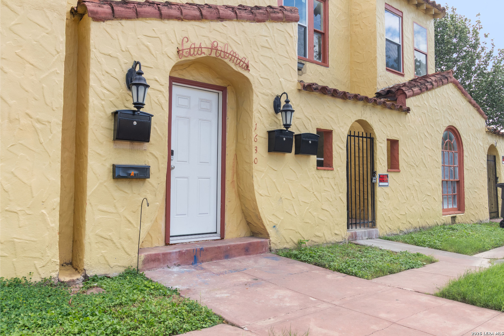 1630 W Rosewood Avenue Unit a — photo