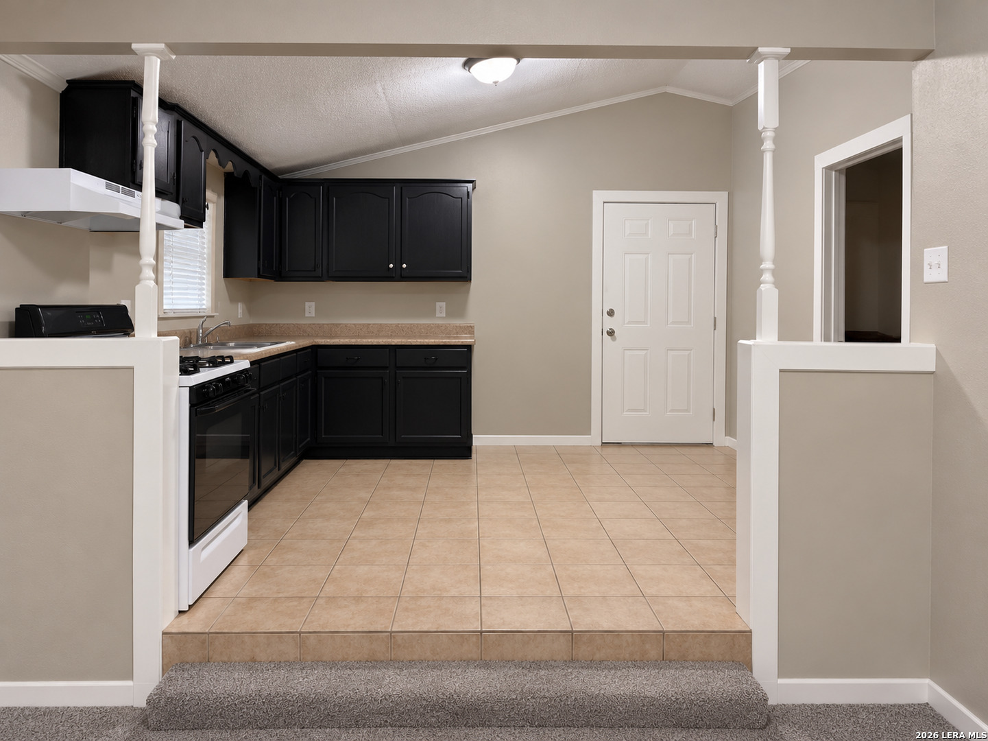 601 Cantrell Unit B — photo