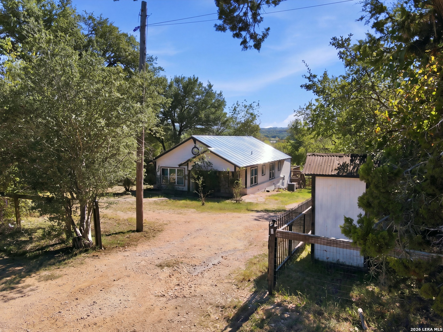 14071 FM 306 — photo