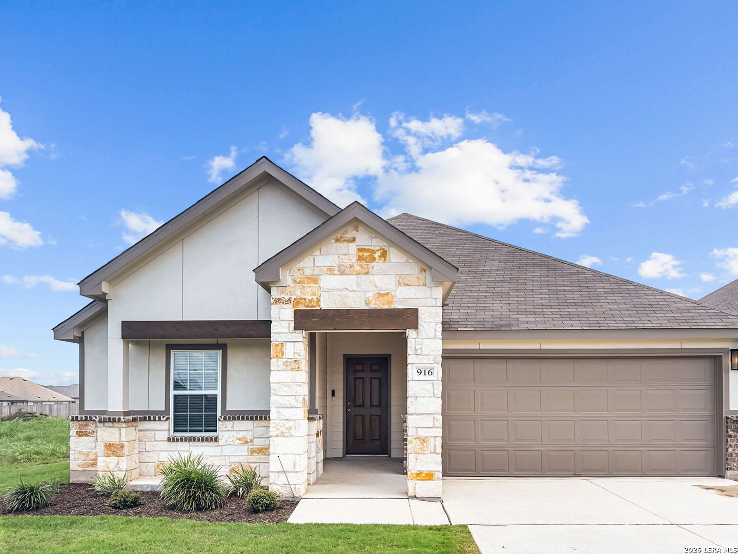 916 Gray Cloud Drive — photo