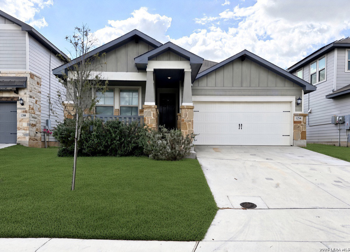 1284 Ella Crossing — photo