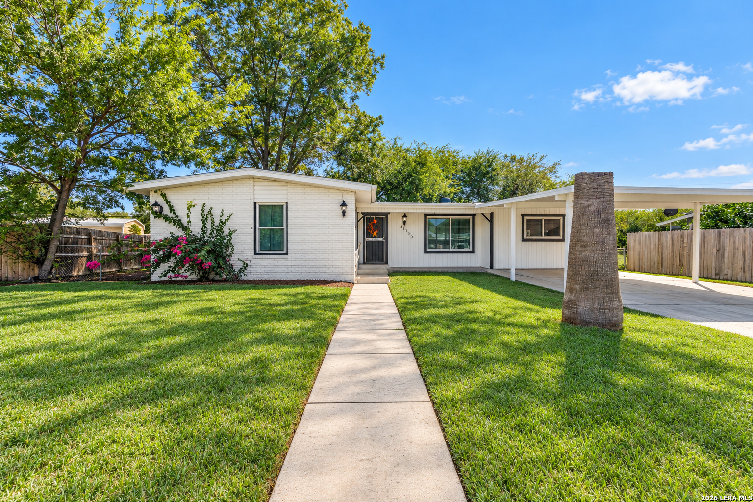 4330 Silver Lake Drive — photo