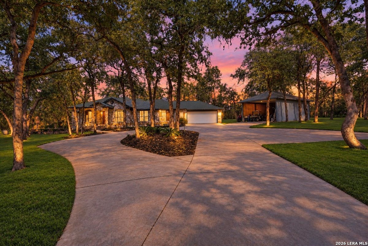 202 Oak Bend Drive — photo