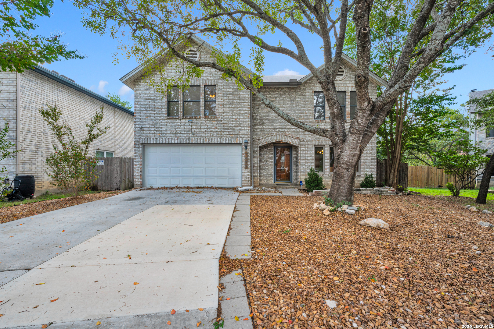 7422 Rainfall Park — photo