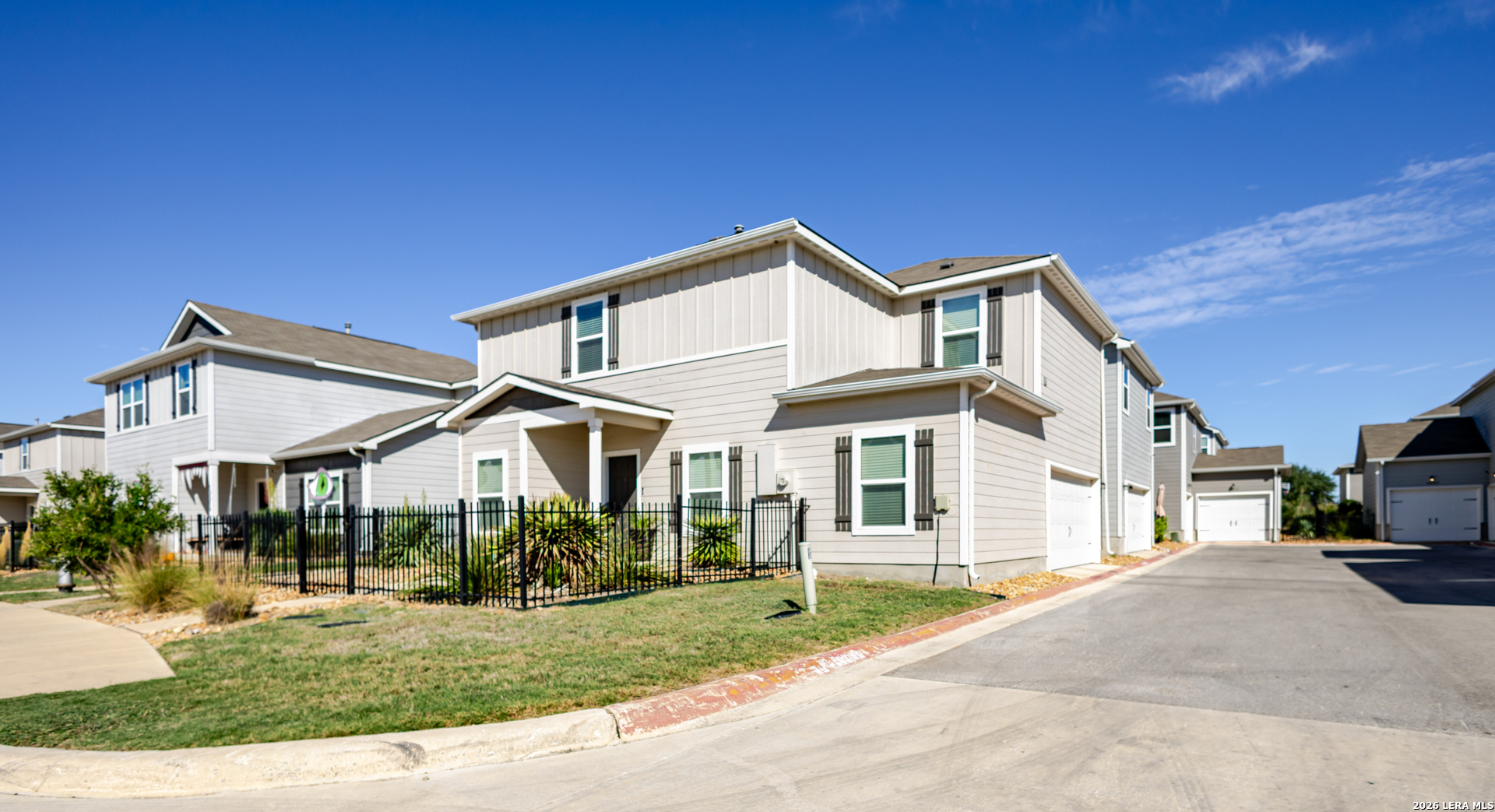 10813 Emerick Street Unit 10813 — photo