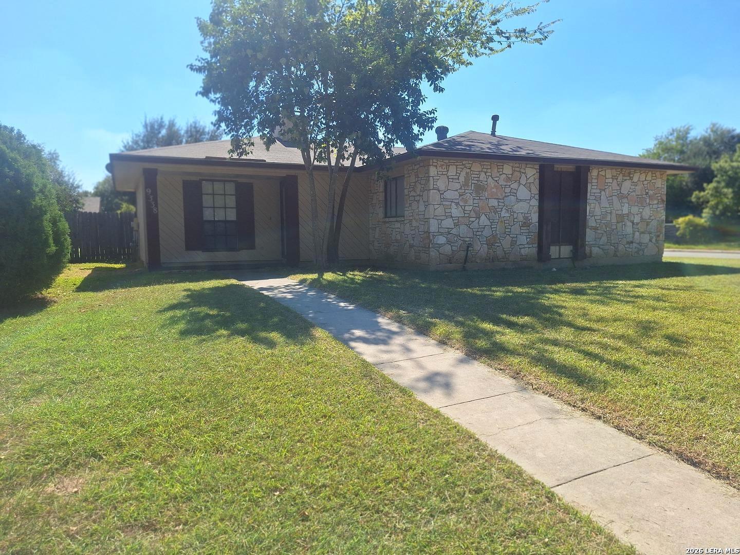 9338 Valley Rdg — photo
