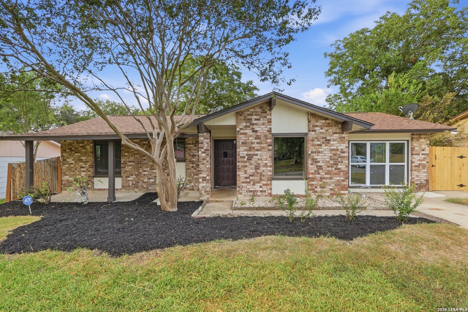 7806 Oak Forest Drive — photo