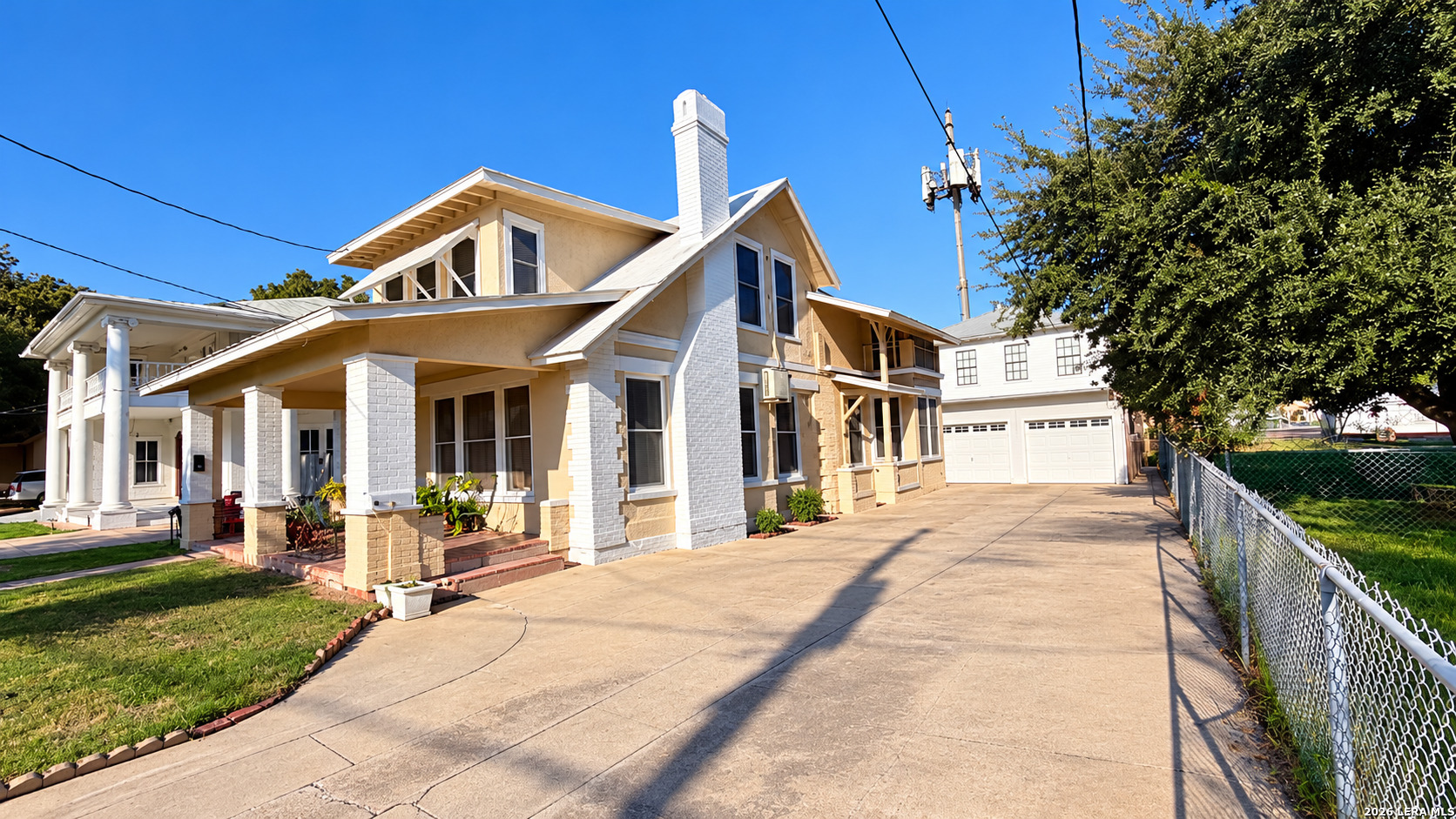 444 Madison, Eagle Pass, TX 78852 — photo 2
