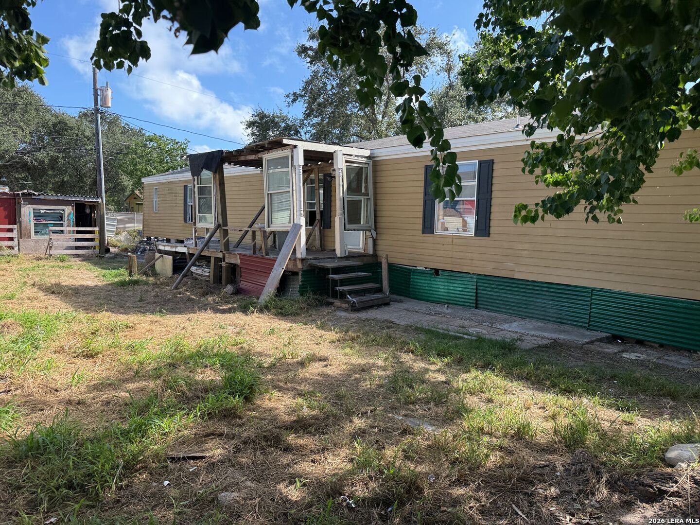 817 Flour Bluff — photo