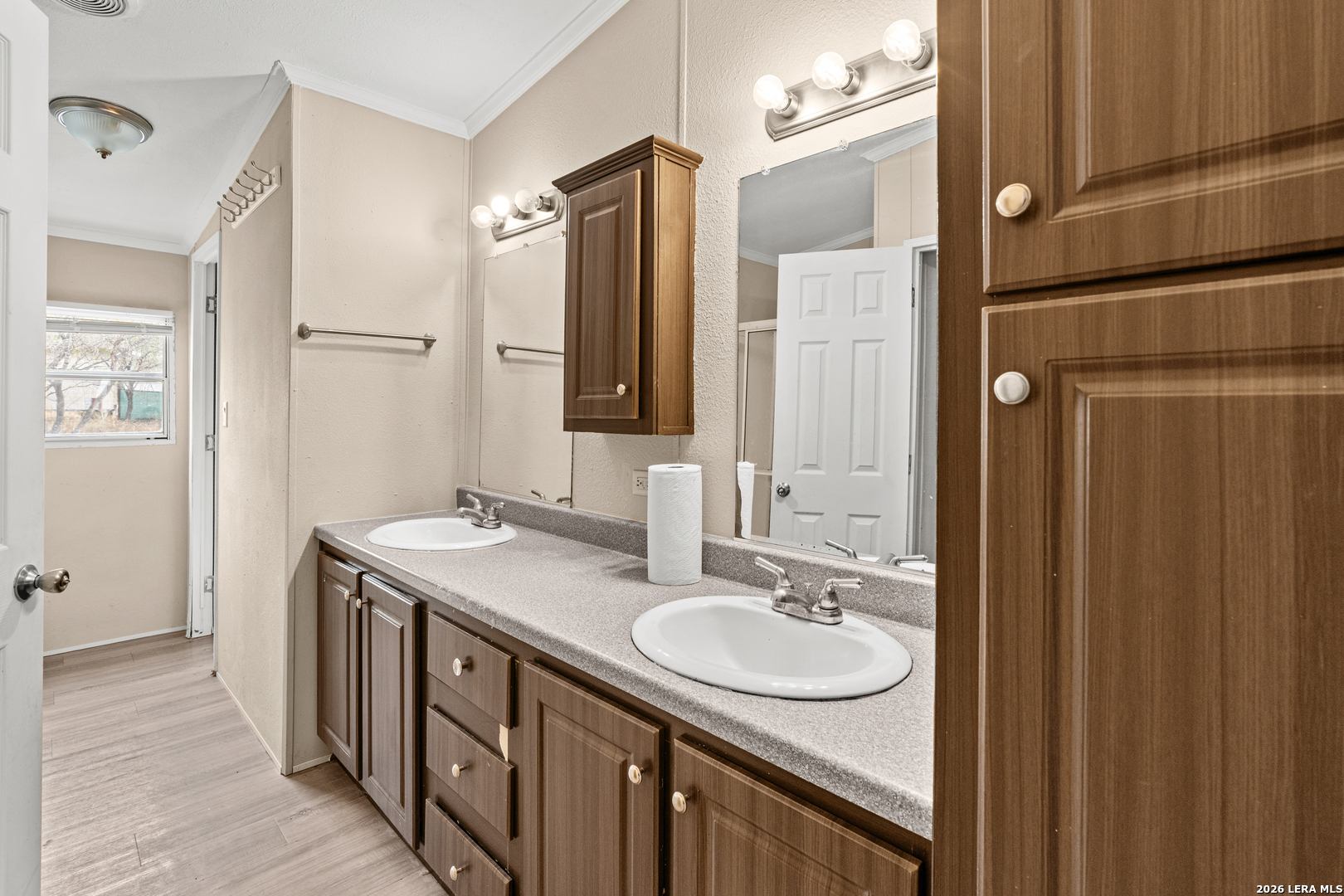 1007 County Road 773, Devine, TX 78016 — photo 3