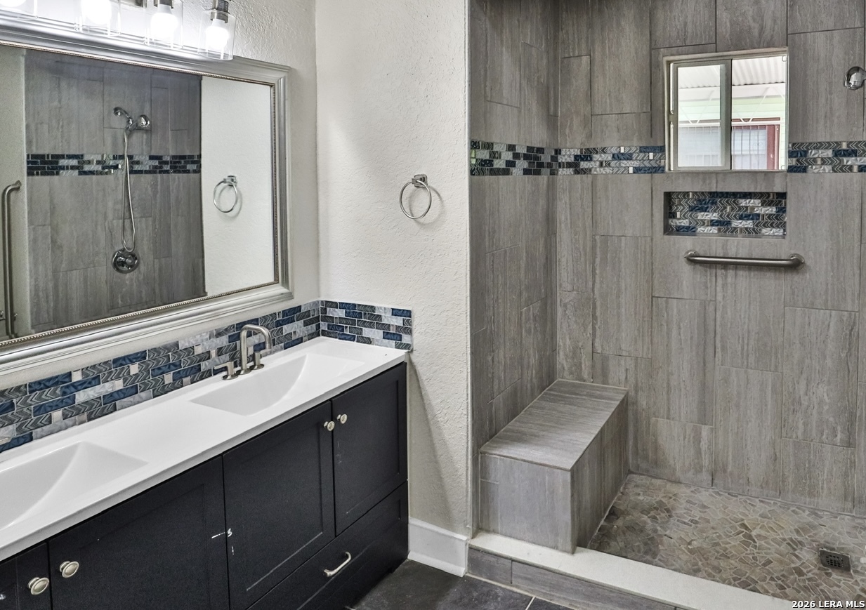 134 Compton, San Antonio, TX 78214 — photo 3