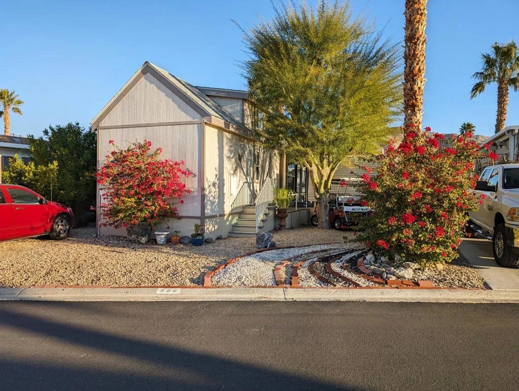 70200 Dillon 555 — photo