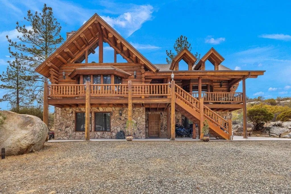 60766 Table Mountain Road — photo