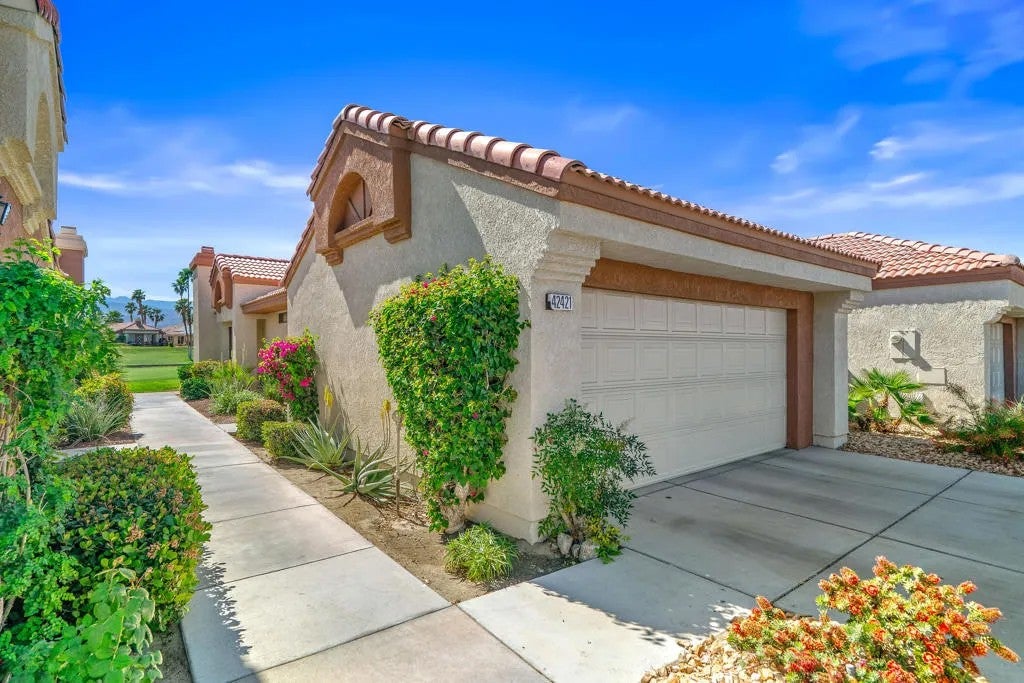 42421 Liolios Drive — photo