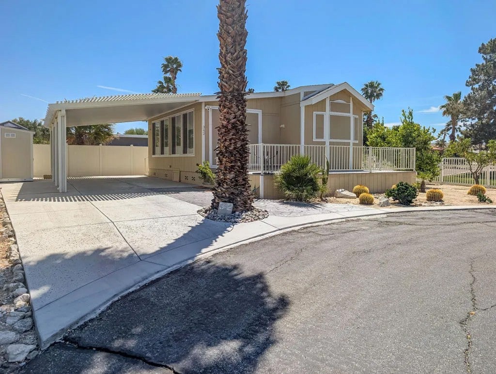 70200 Dillon 342 — photo