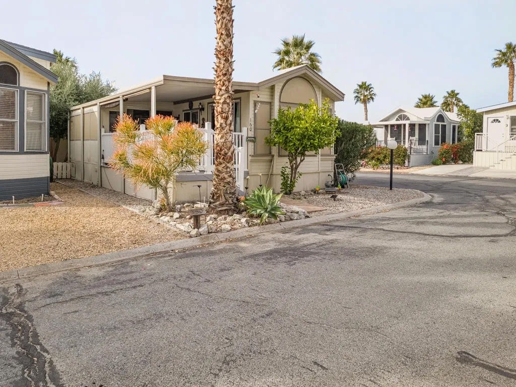 70200 Dillon 160 — photo