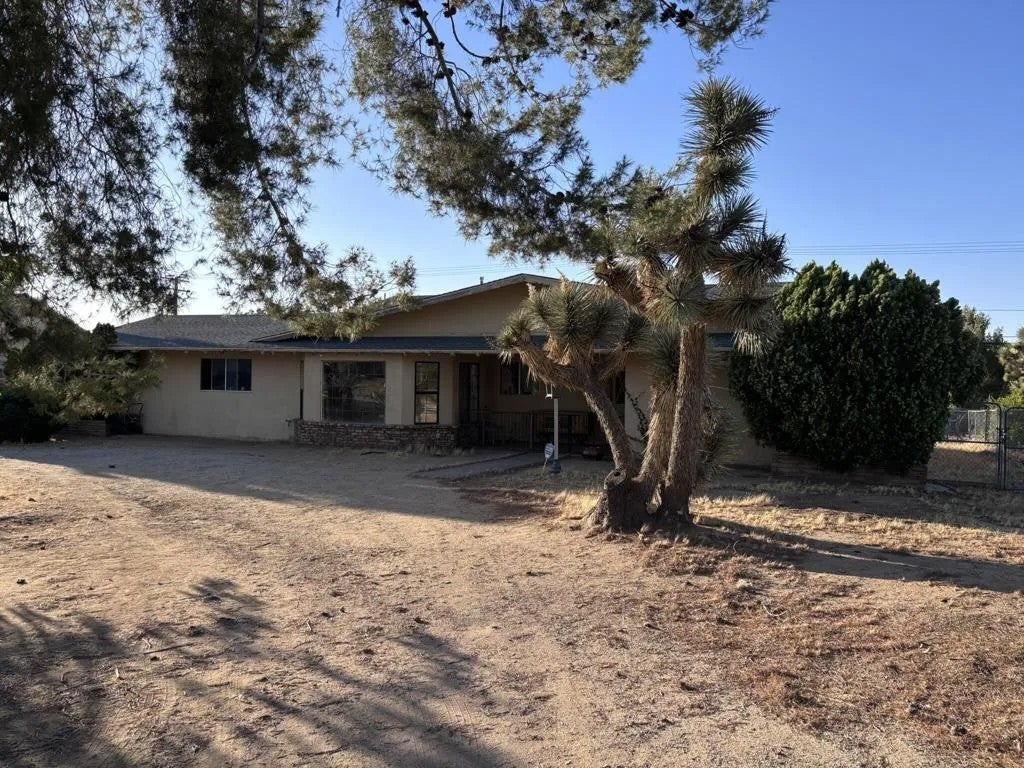 57986 Joshua Lane — photo