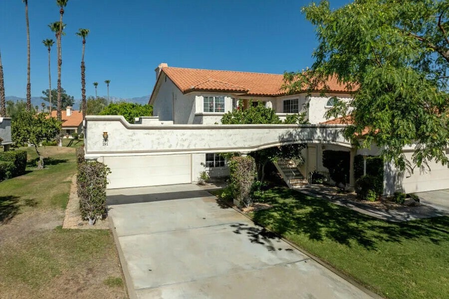 191 Desert Falls Drive East — photo