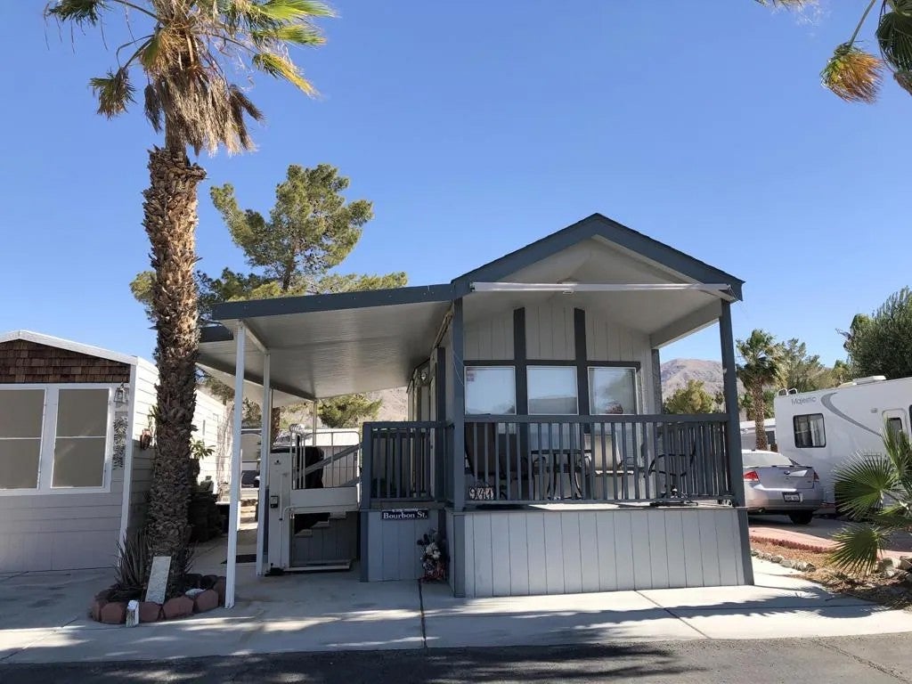 74711 Dillon Rd Spc 941 — photo