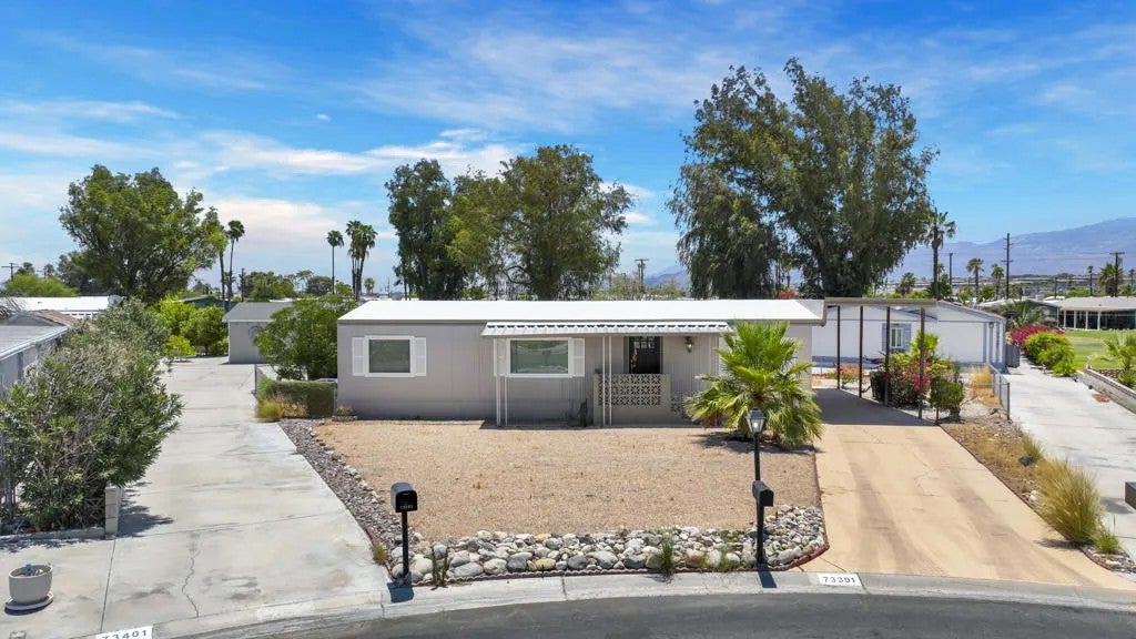 73391 San Carlos — photo