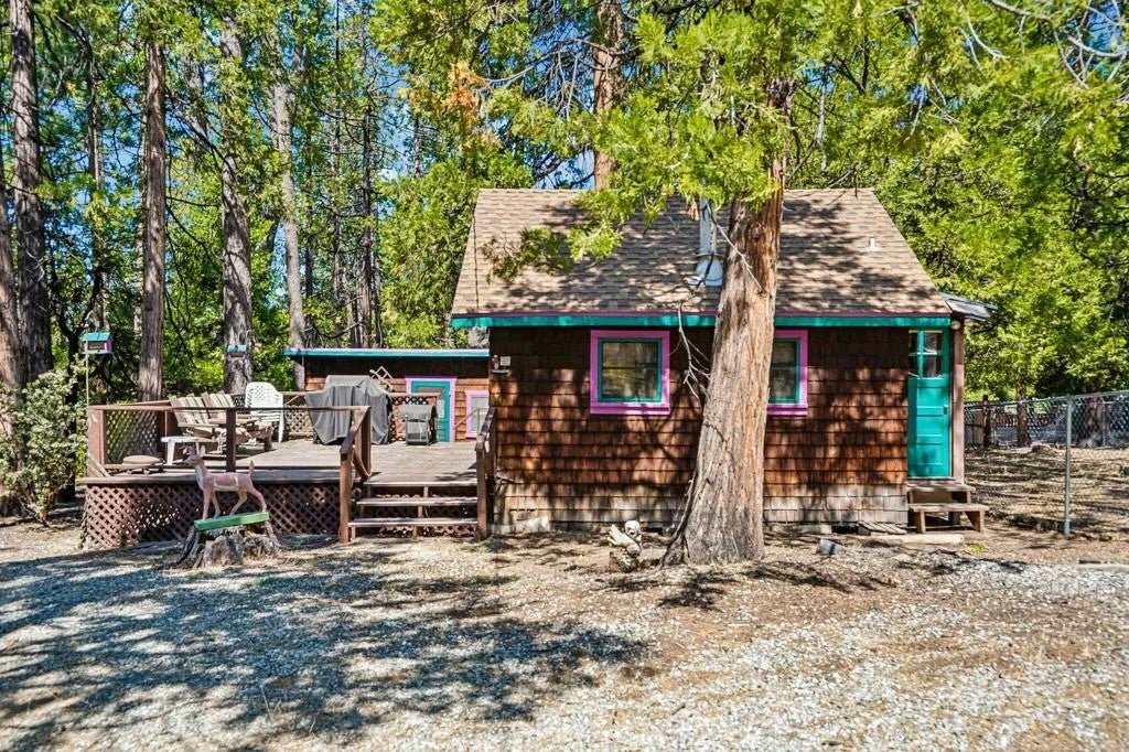 25145 Fern Valley Road — photo