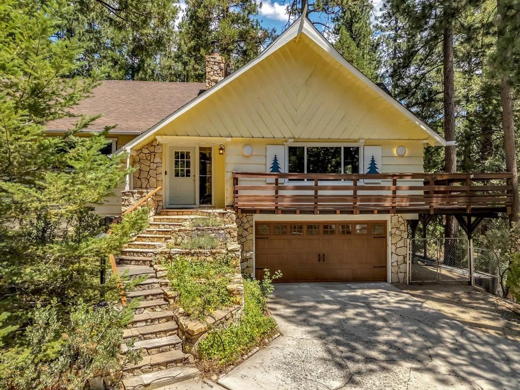 25246 Gail Drive — photo