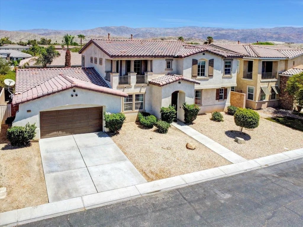 83328 Wagon Road — photo
