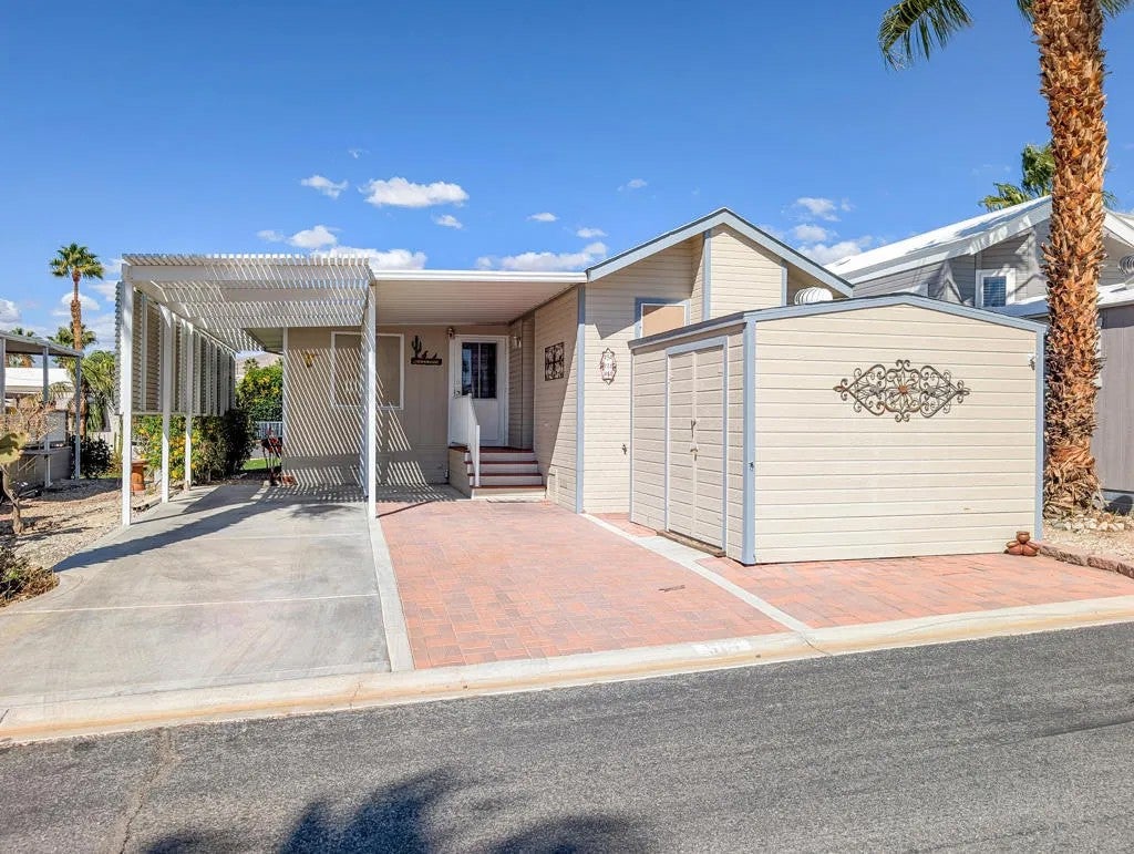 70200 Dillon 514 — photo