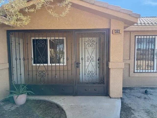1303 Bering Boulevard — photo