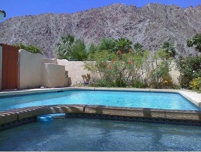 52310 Avenida Madero — photo