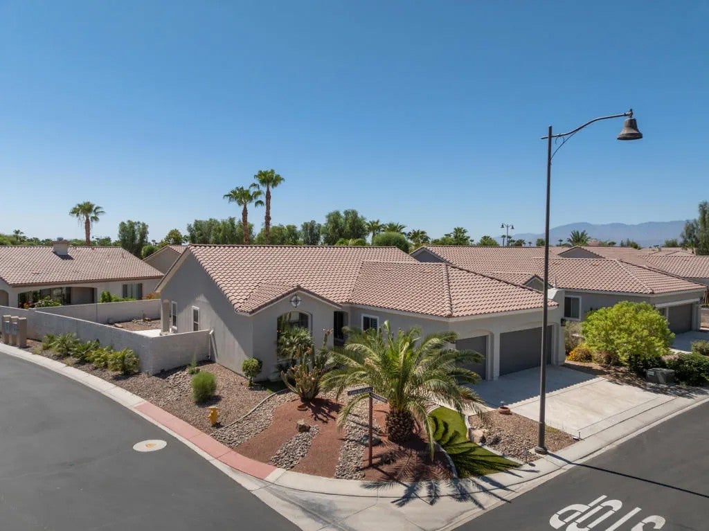40378 Corte San Carlos — photo