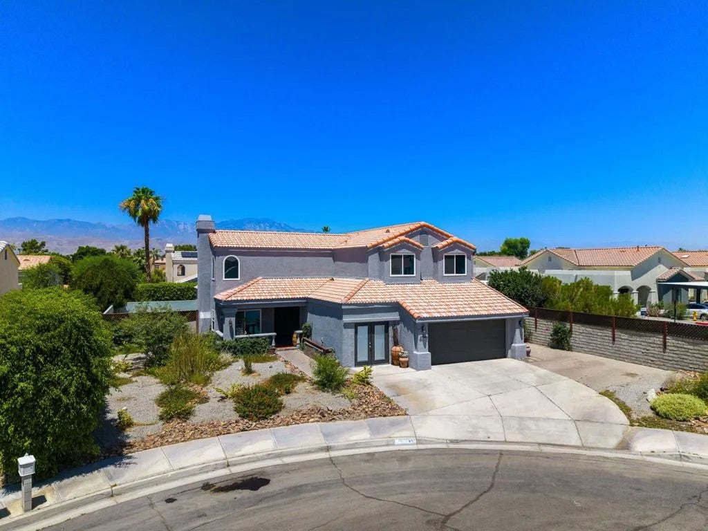 41945 Maryn Court — photo