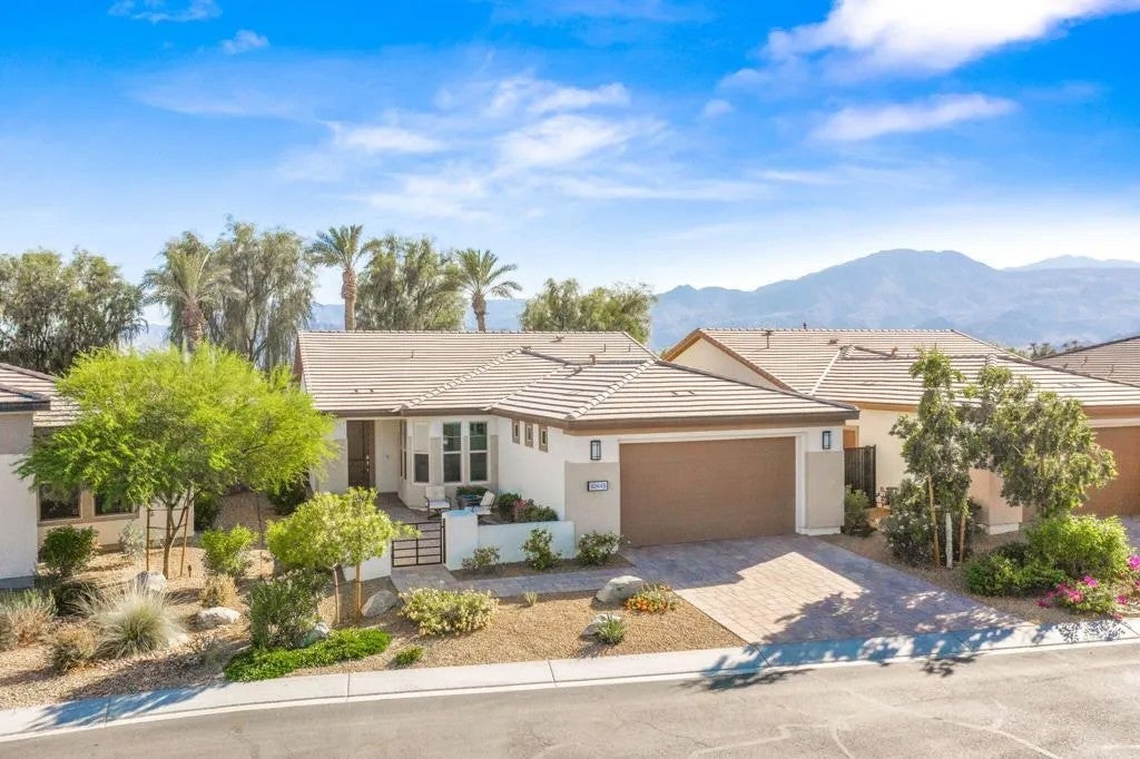 82445 W Murray Canyon Drive — photo