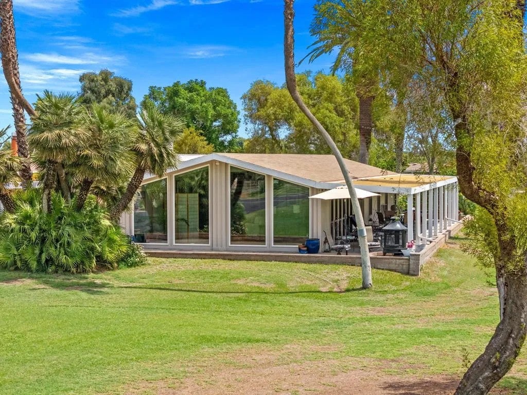 73450 Country Club 197 — photo