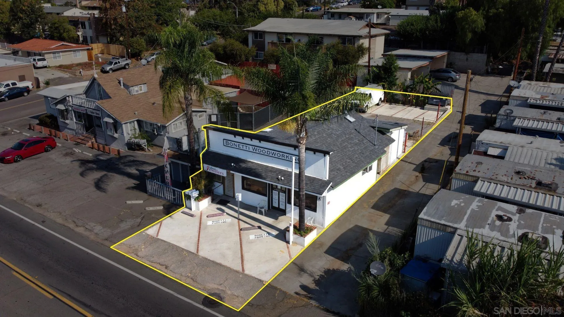 216 E Mission Road, Fallbrook, CA 92028