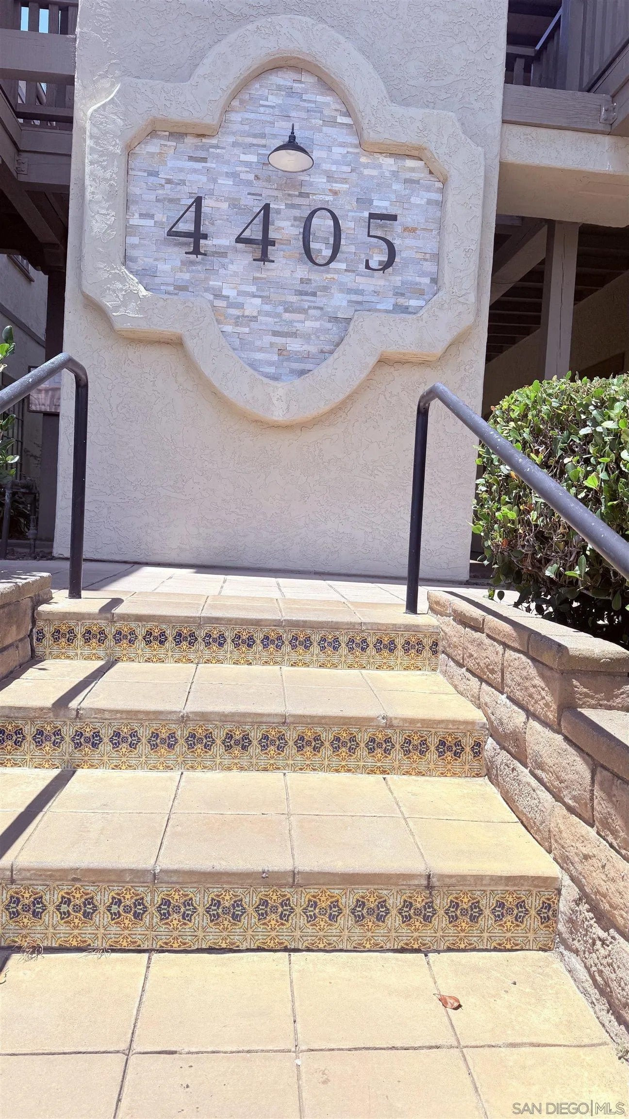 4405 Manchester Avenue Suite 205 — photo