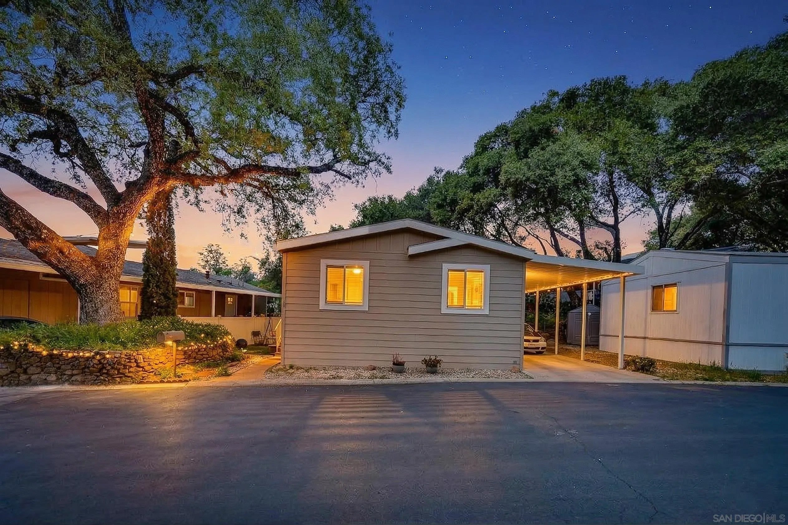3505 Alpine Blvd Spc 11 — photo