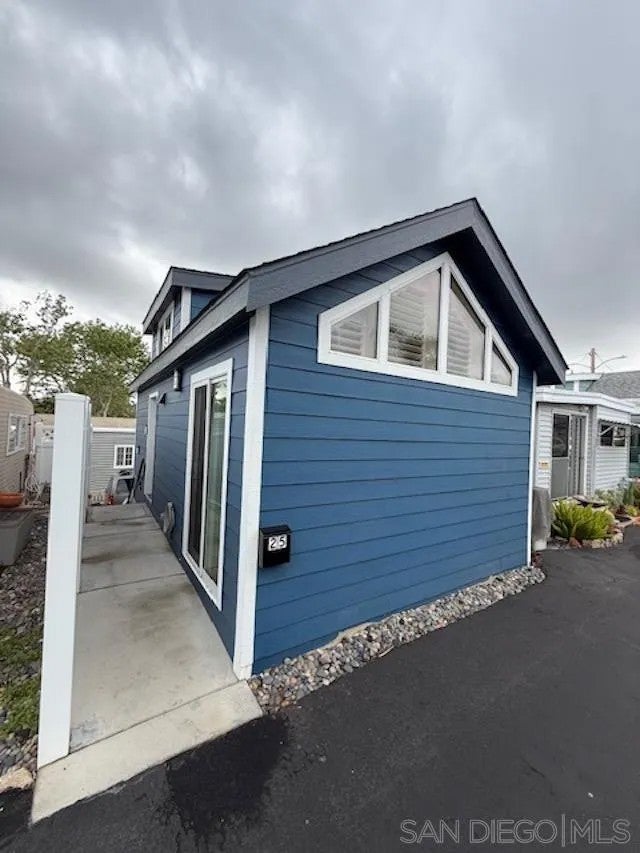 170 Diana St Spc 25 — photo