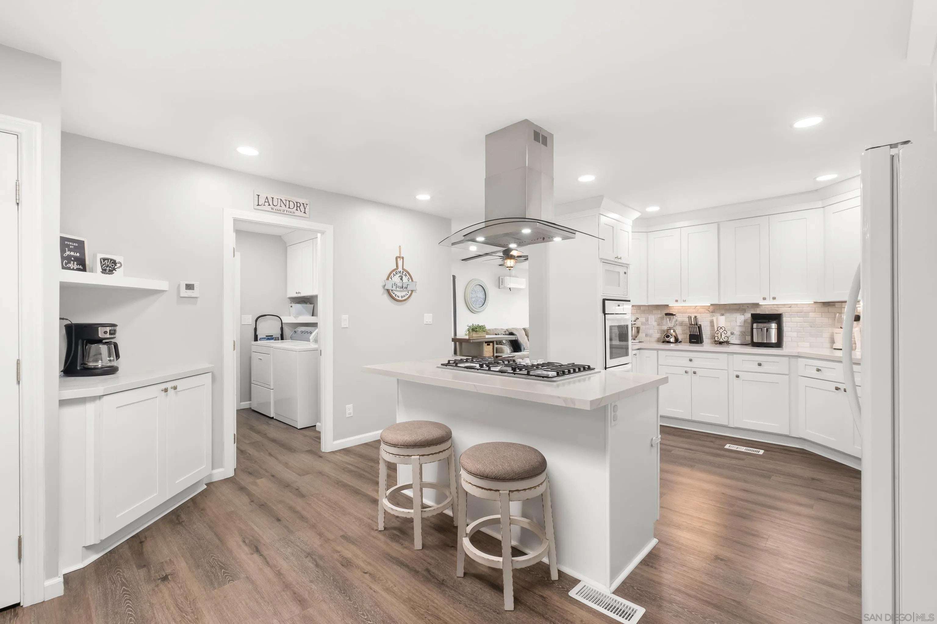 3340 Del Sol Spc 223 — photo
