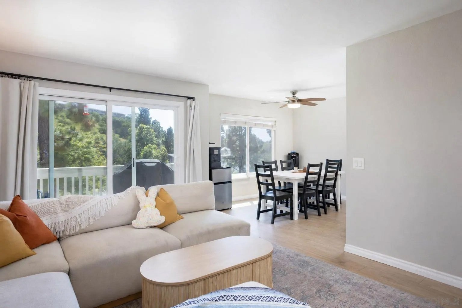 4241 Mesa Vista Way, Unit 5 5 — photo