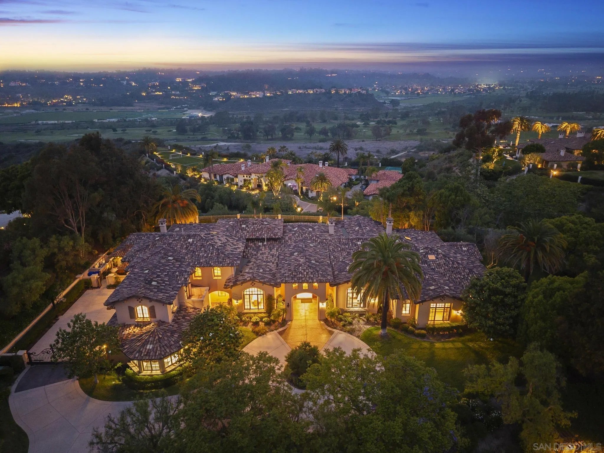 4690 Rancho Del Mar Trl — photo